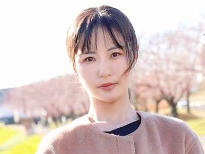 【全国人妻えろ図鑑】ルックス良好の爽やカワイイ39歳シロウト婦人がエロ下着ハメで他人棒と結合するエッチ動画！_の画像